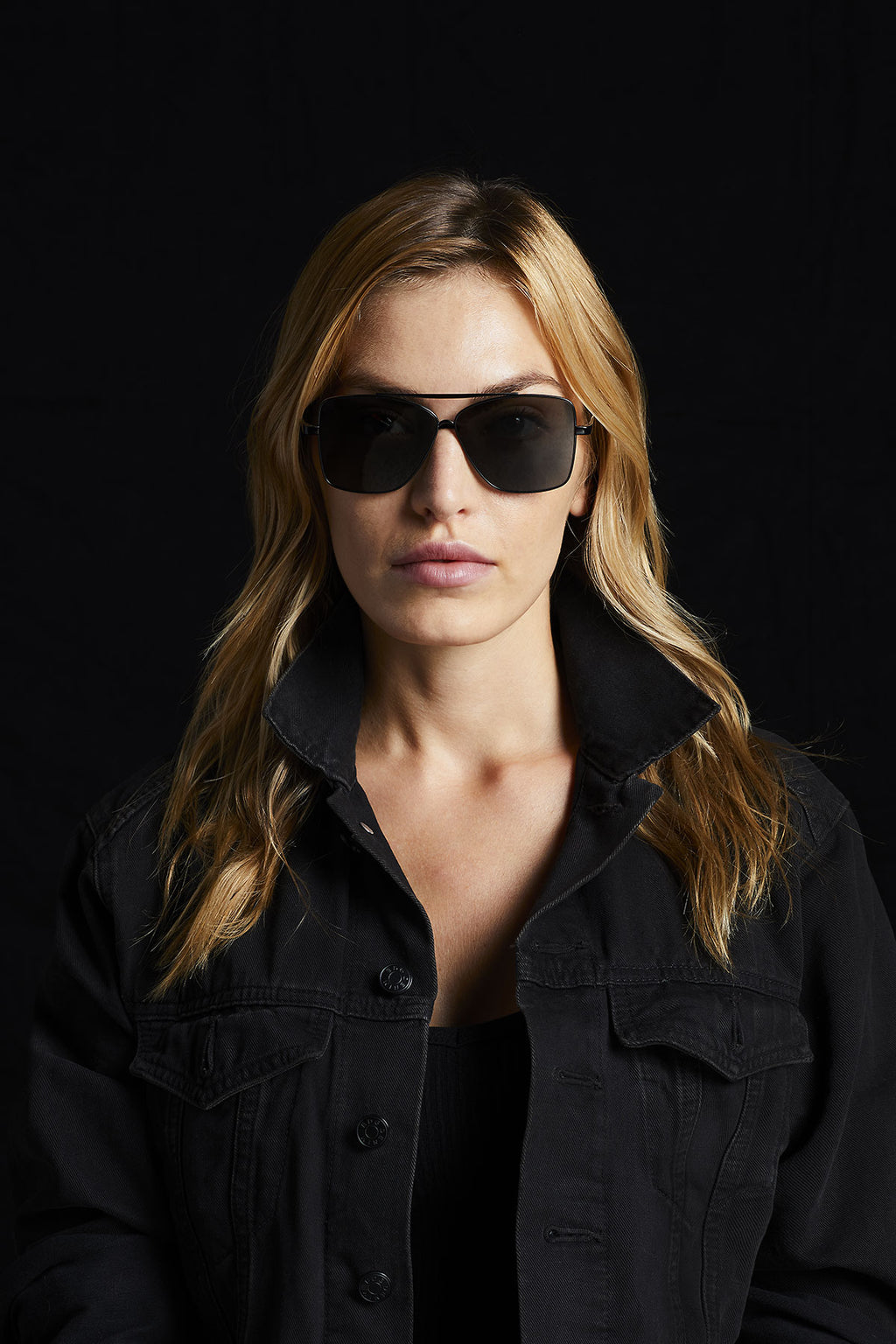 8M8-Black-lato_1024x.jpg?v=